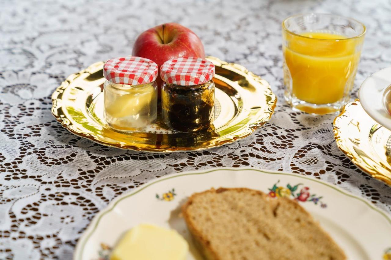Tante Alma'S Bonner Hotel Zewnętrze zdjęcie